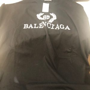 Balenciaga Men’s Crest Logo T-Shirt